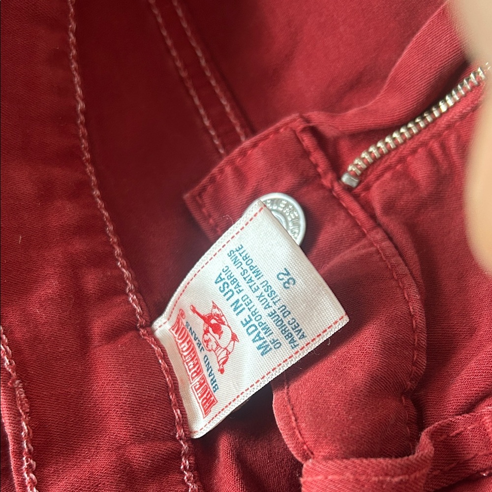 True Religion women’s Deep Red cargo Jeans - Picture 3 of 4